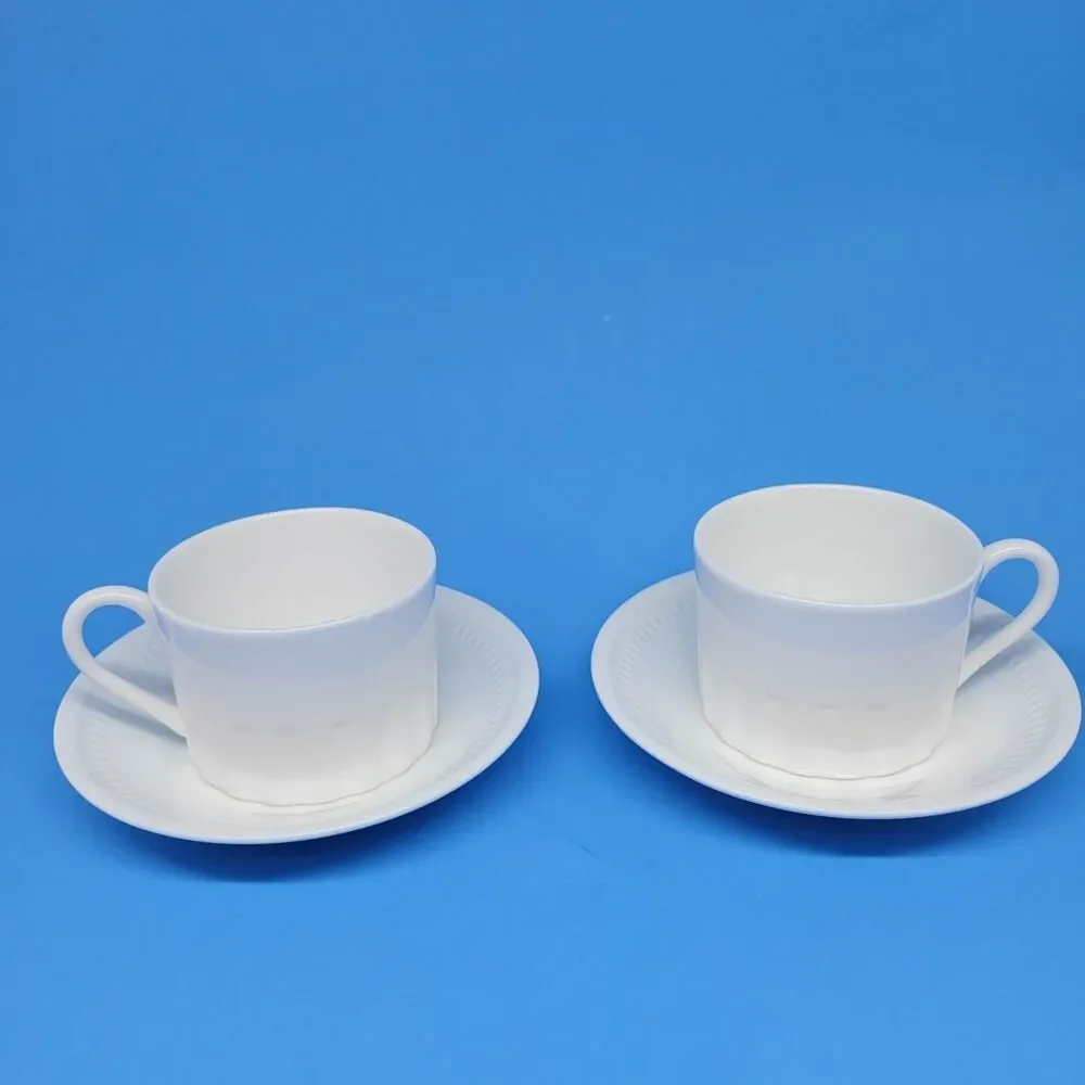 Wedgwood Colosseum White Set Of 2 Cups And 2 Saucers Excellent Condition